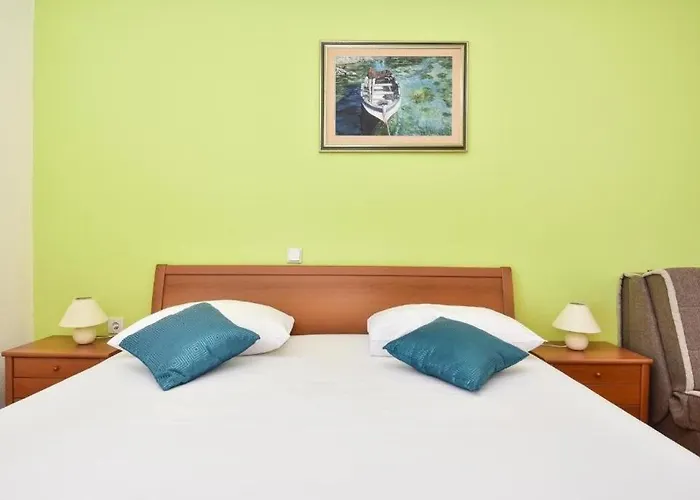 Διαμέρισμα With Parking Space - 24992