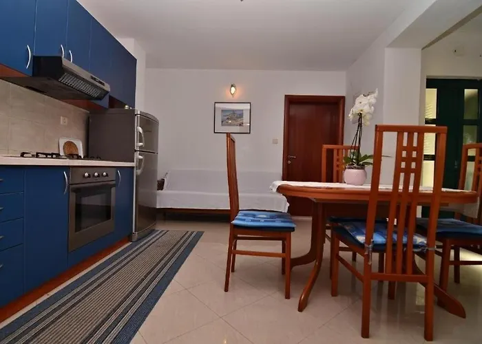 With Parking Space - 24992 Διαμέρισμα Μακάρσκα